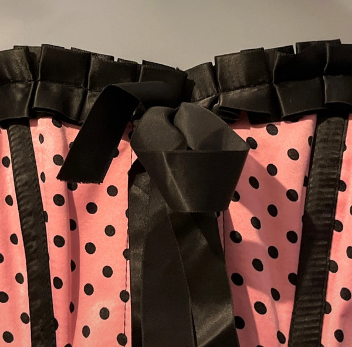 BLACK AND PINK POLKA DOT BONED CORSET